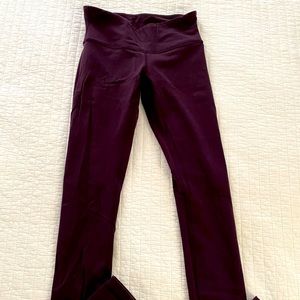 Lululemon Wunder Under low rise leggings